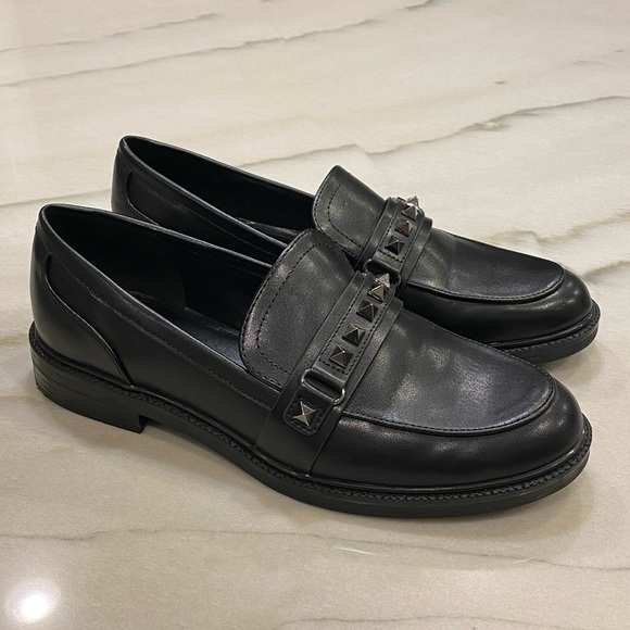 Marc Fisher Loafers size 8 Black Faux Leather Studded - Picture 1 of 13
